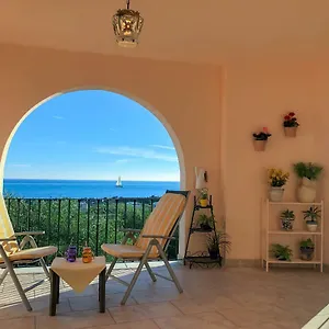 Seafront Holiday home